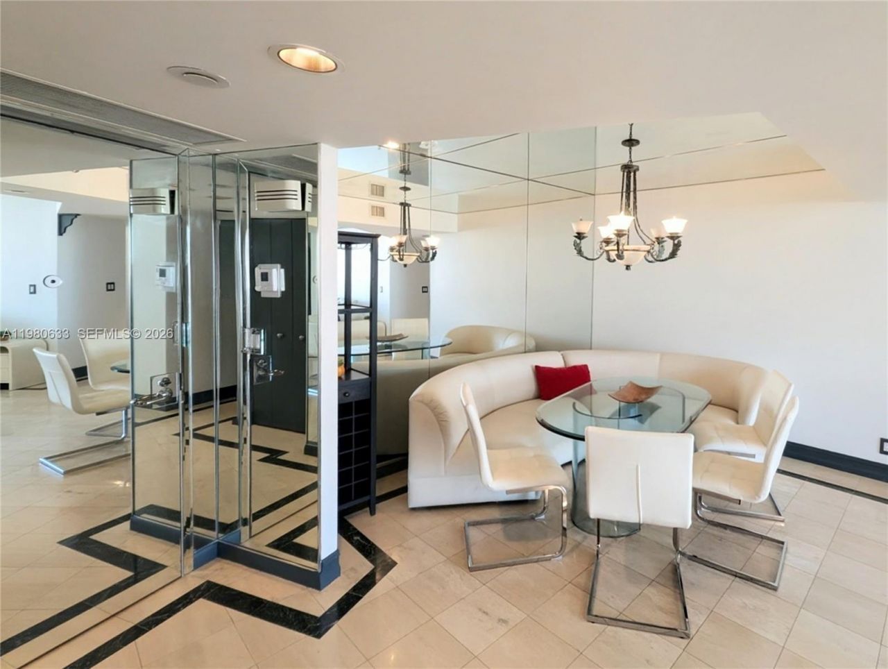 1000 W Island Blvd, Unit 2908, Aventura, FL 33160 Photo