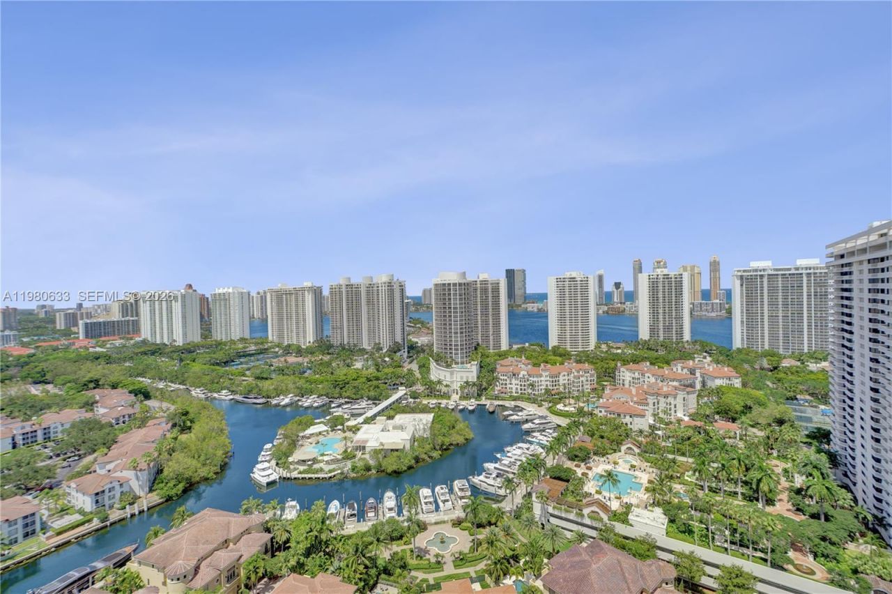 1000 W Island Blvd, Unit 2908, Aventura, FL 33160 Photo