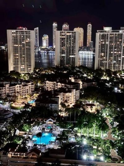 1000 W Island Blvd, Unit 2908, Aventura, FL 33160 Photo