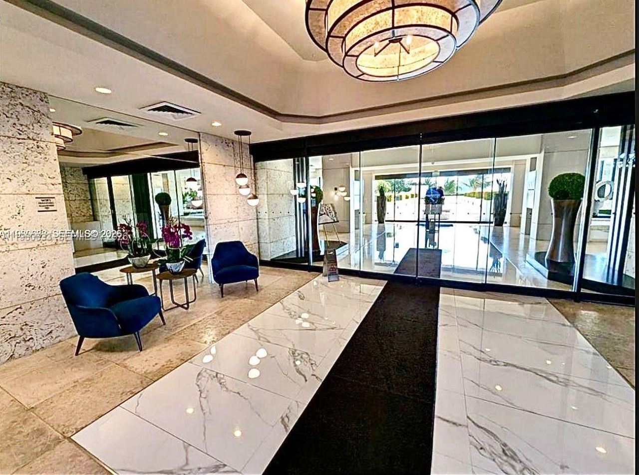 1000 W Island Blvd, Unit 2908, Aventura, FL 33160 Photo