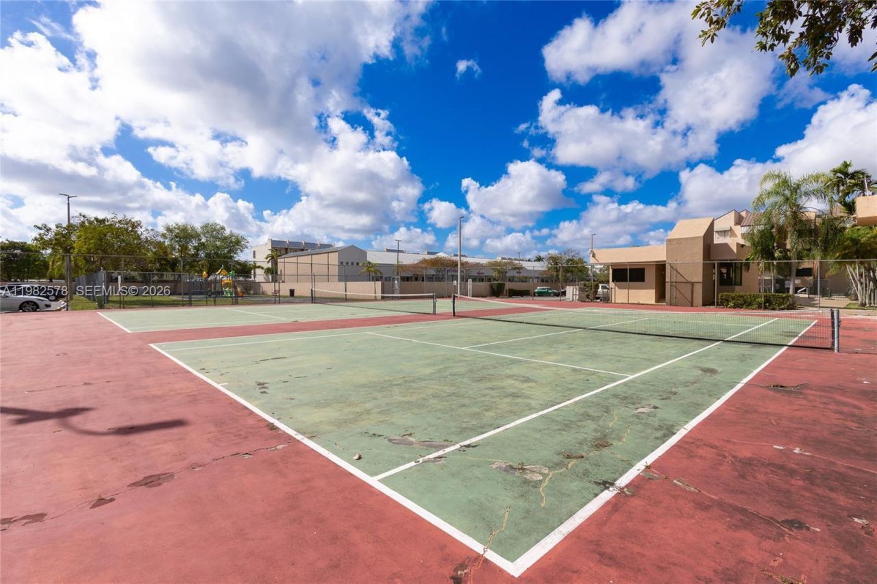 10500 SW 108th Ave, Unit B414, Miami, FL 33176 Photo