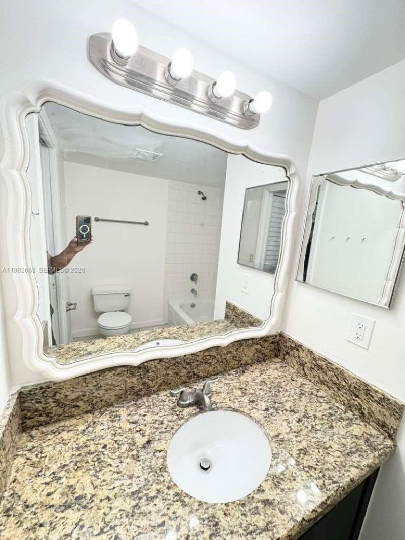 1733 Village Blvd , Unit 208, West Palm Beach, FL 33409 Photo