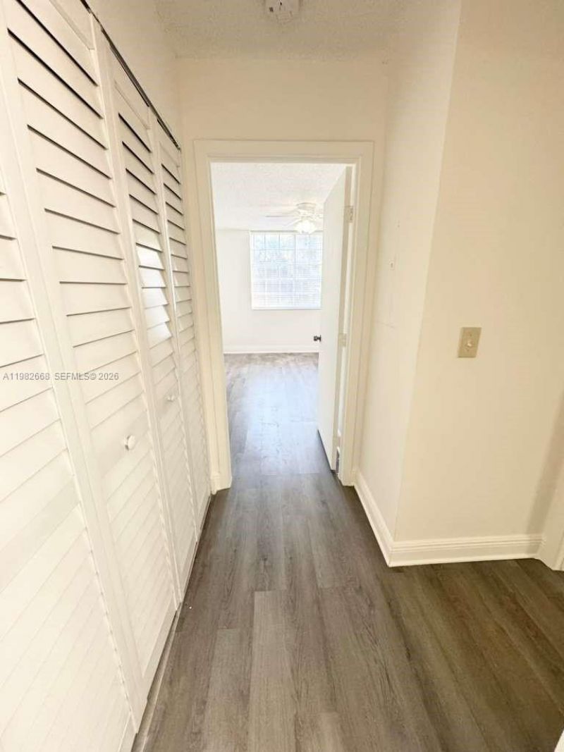 1733 Village Blvd , Unit 208, West Palm Beach, FL 33409 Photo