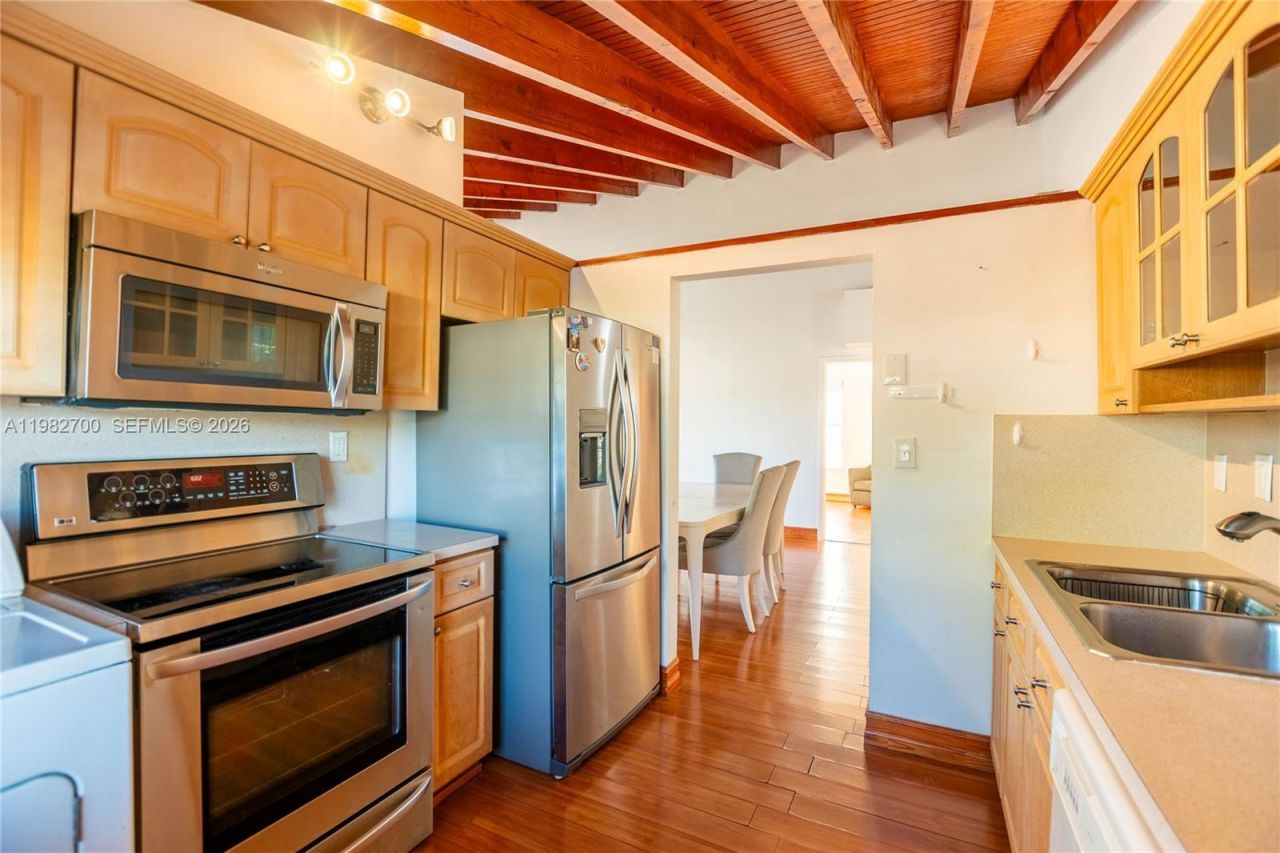 860 NW 106th Ave, Unit 2B3-5, Miami, FL 33172 Photo