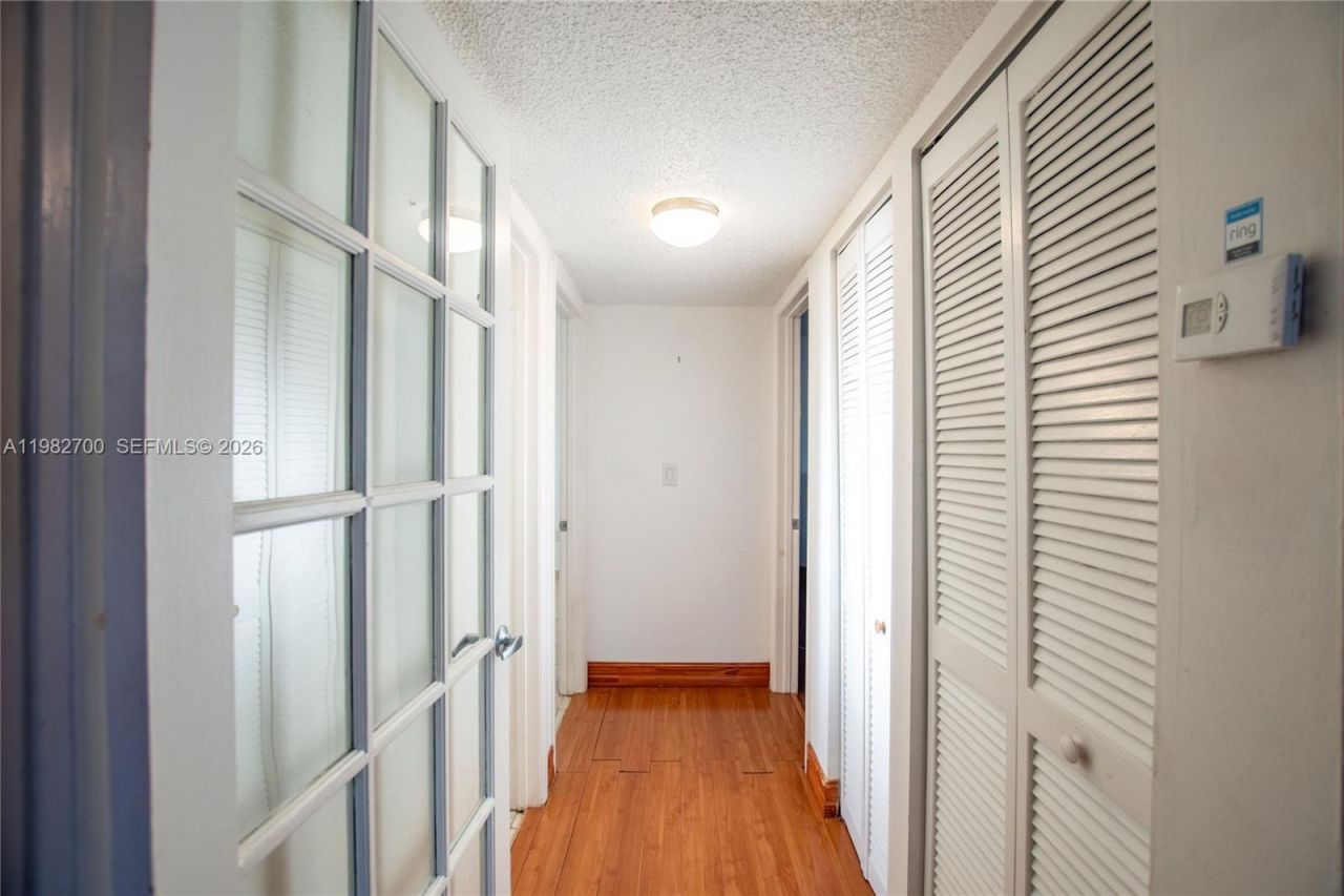 860 NW 106th Ave, Unit 2B3-5, Miami, FL 33172 Photo