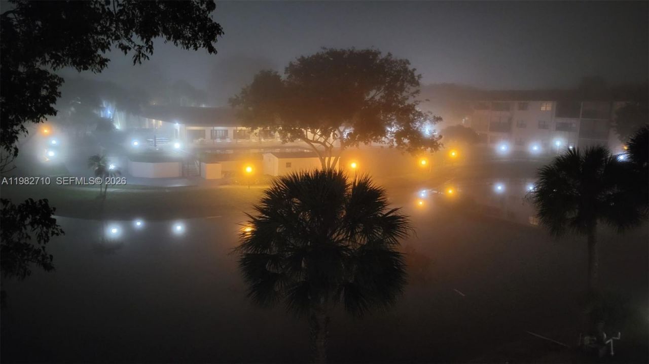 4955 E Sabal Palm Blvd, Unit 305, Tamarac, FL 33319 Photo