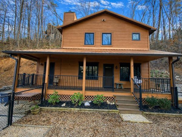 1170 Cole Lane, Gatlinburg, TN 37738