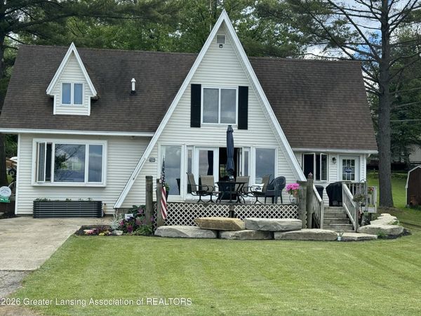 19521 W Chippewa Drive, Rodney, MI 49342