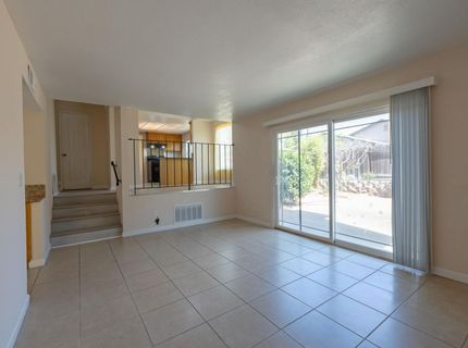 3221 Saturn Dr, Sacramento, CA 95827 Photo