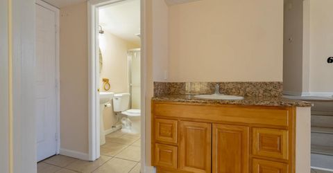 3221 Saturn Dr, Sacramento, CA 95827 Photo