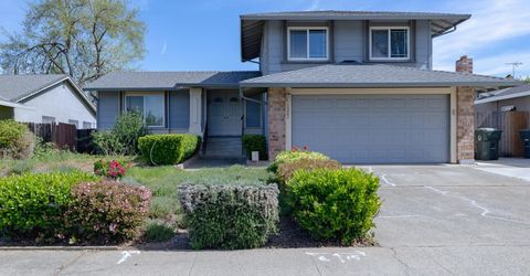 3221 Saturn Dr, Sacramento, CA 95827 Photo