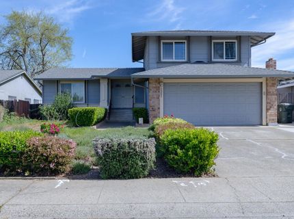 3221 Saturn Dr, Sacramento, CA 95827 Photo