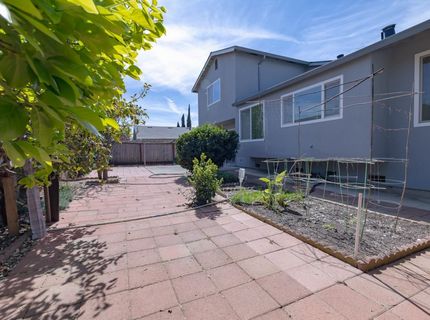 3221 Saturn Dr, Sacramento, CA 95827 Photo