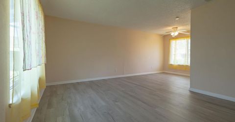 3221 Saturn Dr, Sacramento, CA 95827 Photo