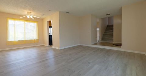 3221 Saturn Dr, Sacramento, CA 95827 Photo