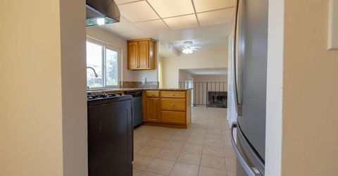 3221 Saturn Dr, Sacramento, CA 95827 Photo