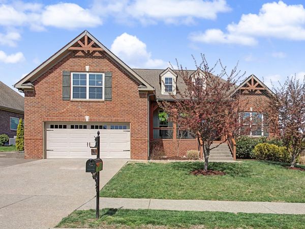 5021 Speight St, Spring Hill, TN 37174