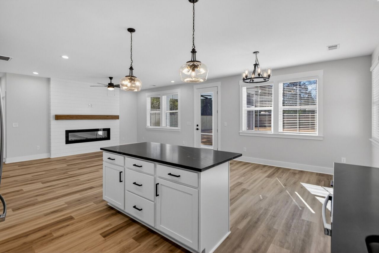 205 Garbon Drive Photo 15