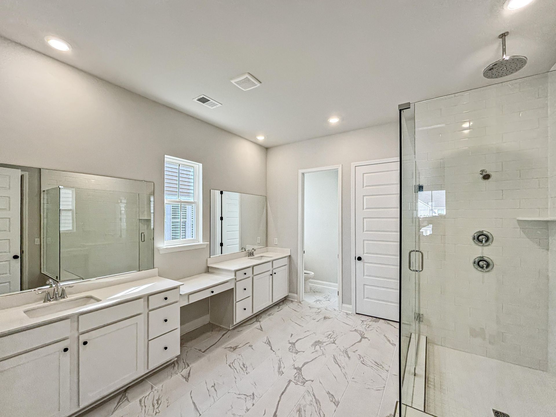 207 Threaded Fern Street Photo 11