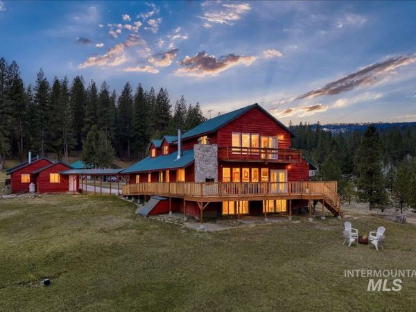 6 E Beck Rd, Garden Valley, ID 83622