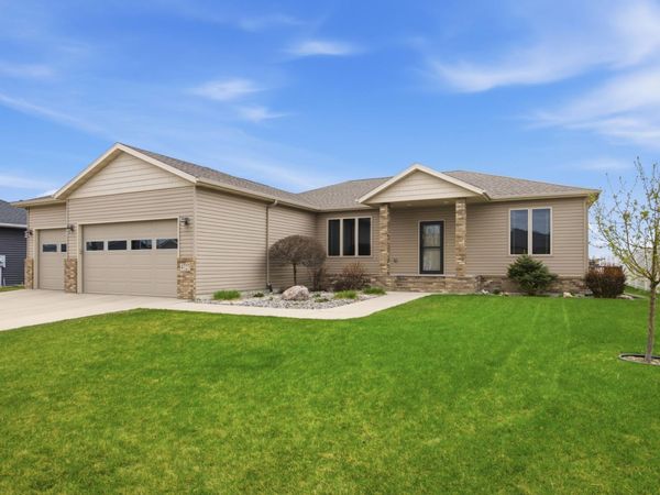 4727 6th Street W, West Fargo, ND 58078