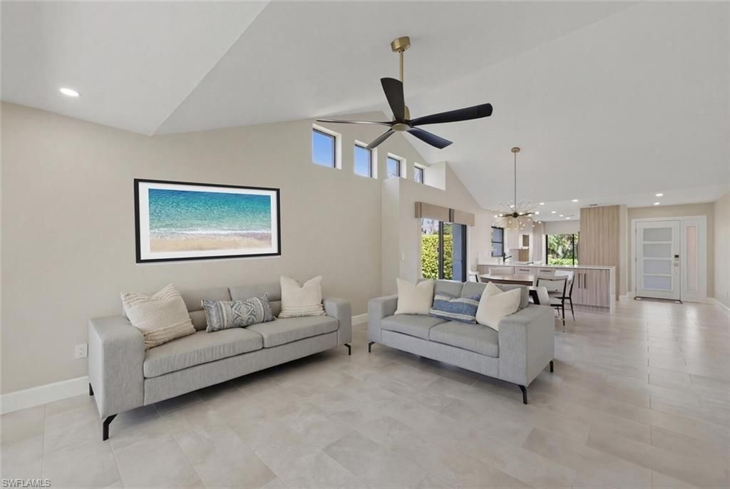 909 Reef Point Cir, Naples, FL 34108 Photo