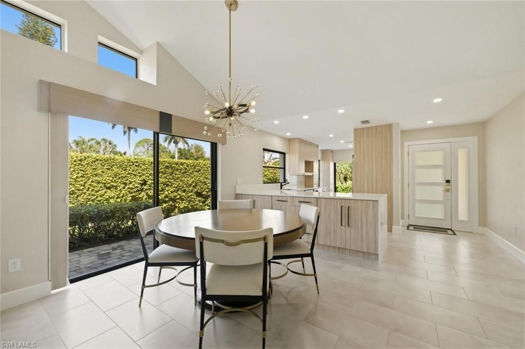 909 Reef Point Cir, Naples, FL 34108 Photo