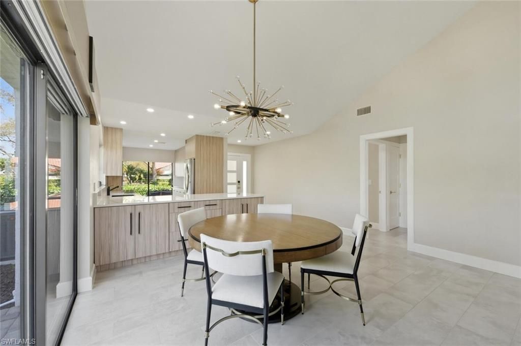909 Reef Point Cir, Naples, FL 34108 Photo