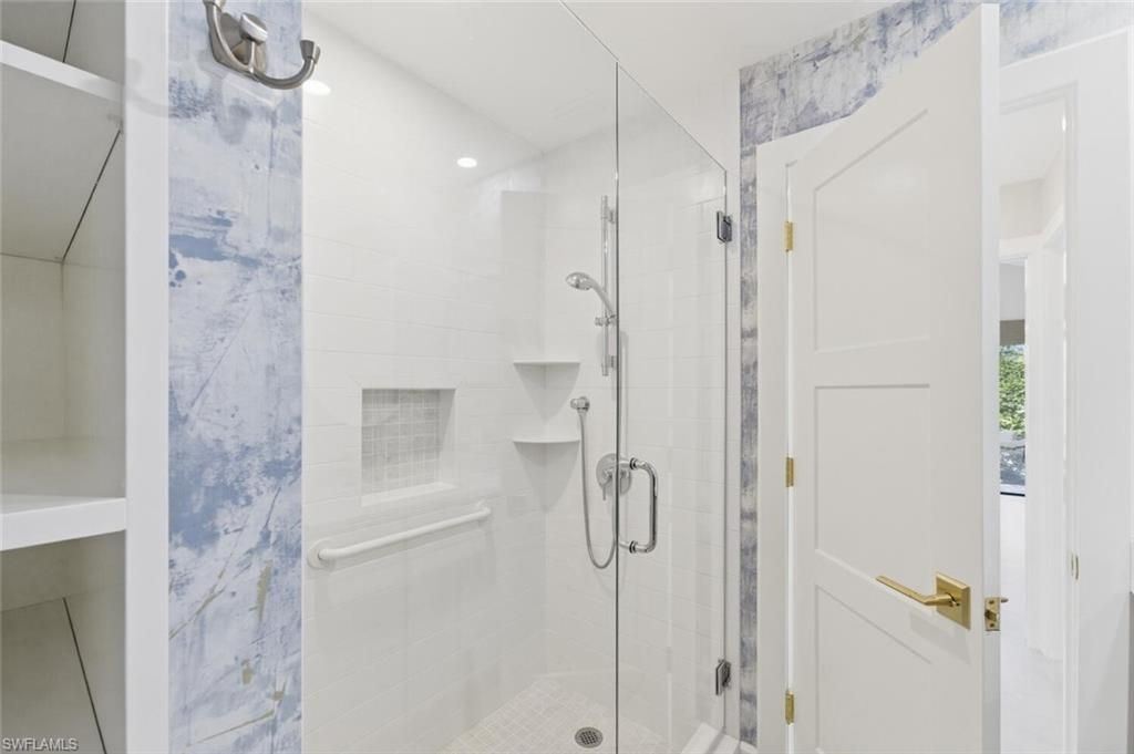 909 Reef Point Cir, Naples, FL 34108 Photo