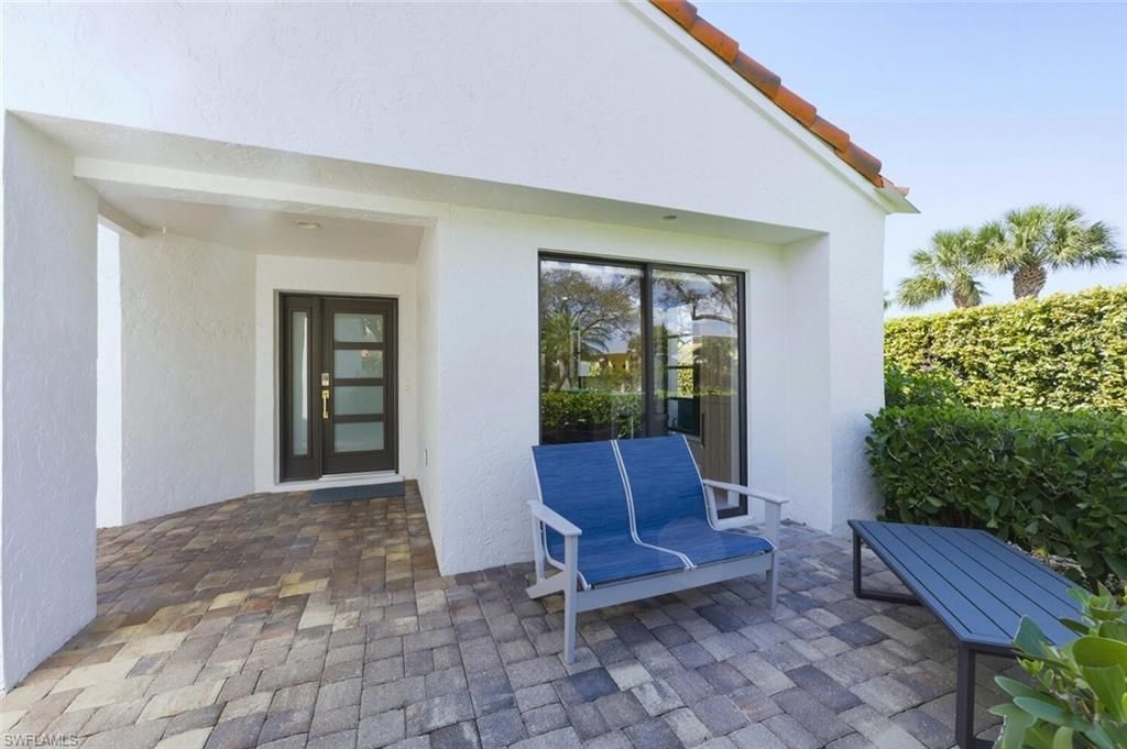 909 Reef Point Cir, Naples, FL 34108 Photo