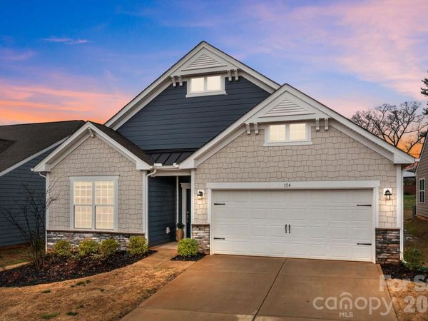 154 White Apple Way , Statesville, NC 28625