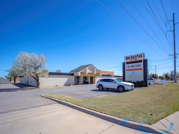 400 N Eastern Avenue, Moore, OK 73160