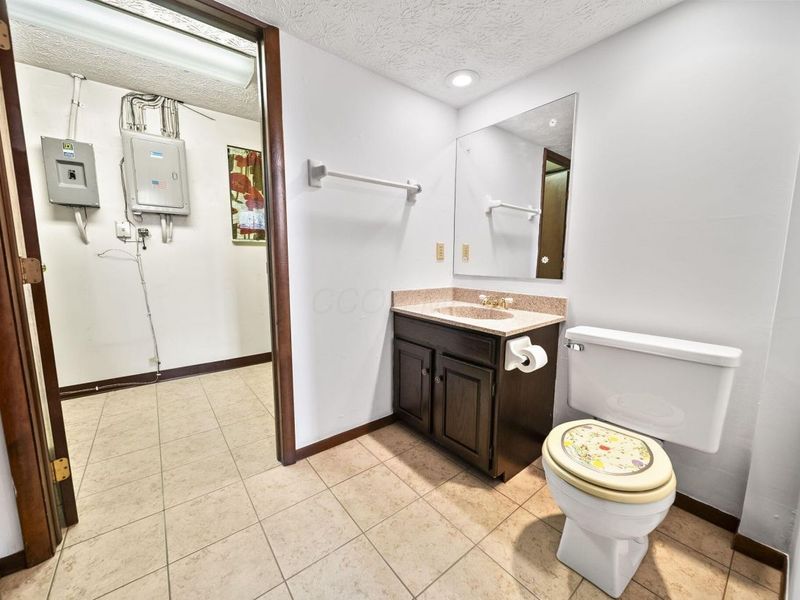 357 Highland Way , Worthington, OH 43085 Photo 18