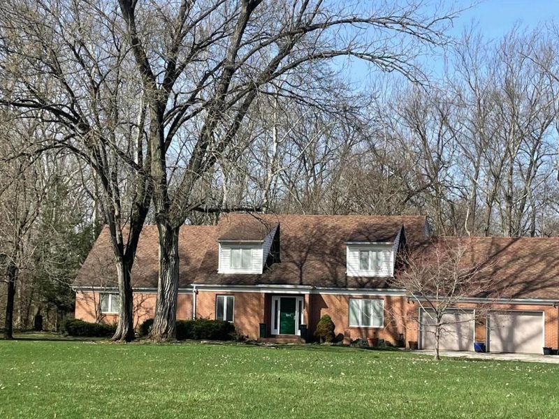 1244 Lancaster Pike , Circleville, OH 43113 Photo 2