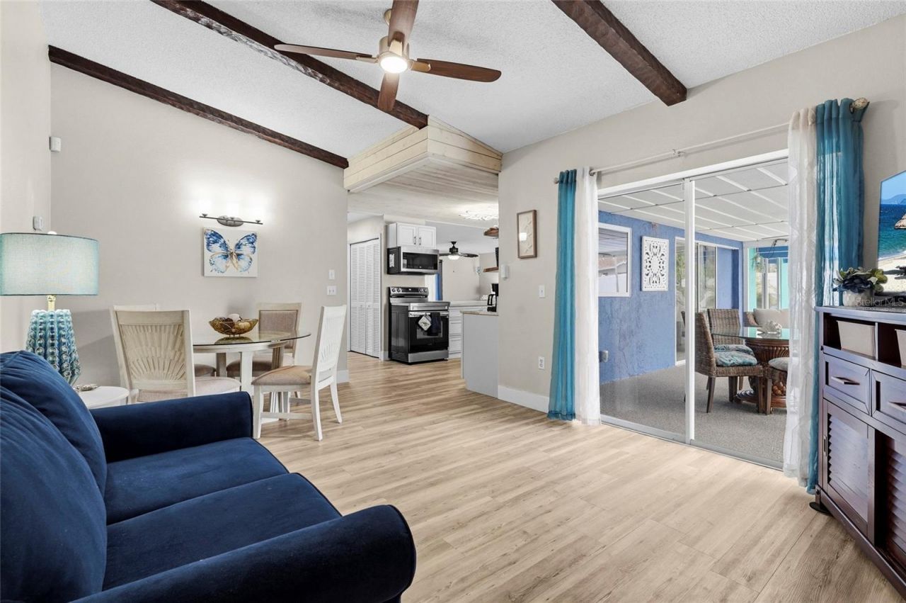 7320 Meadowbrook Drive , Sarasota, FL 34243 Photo