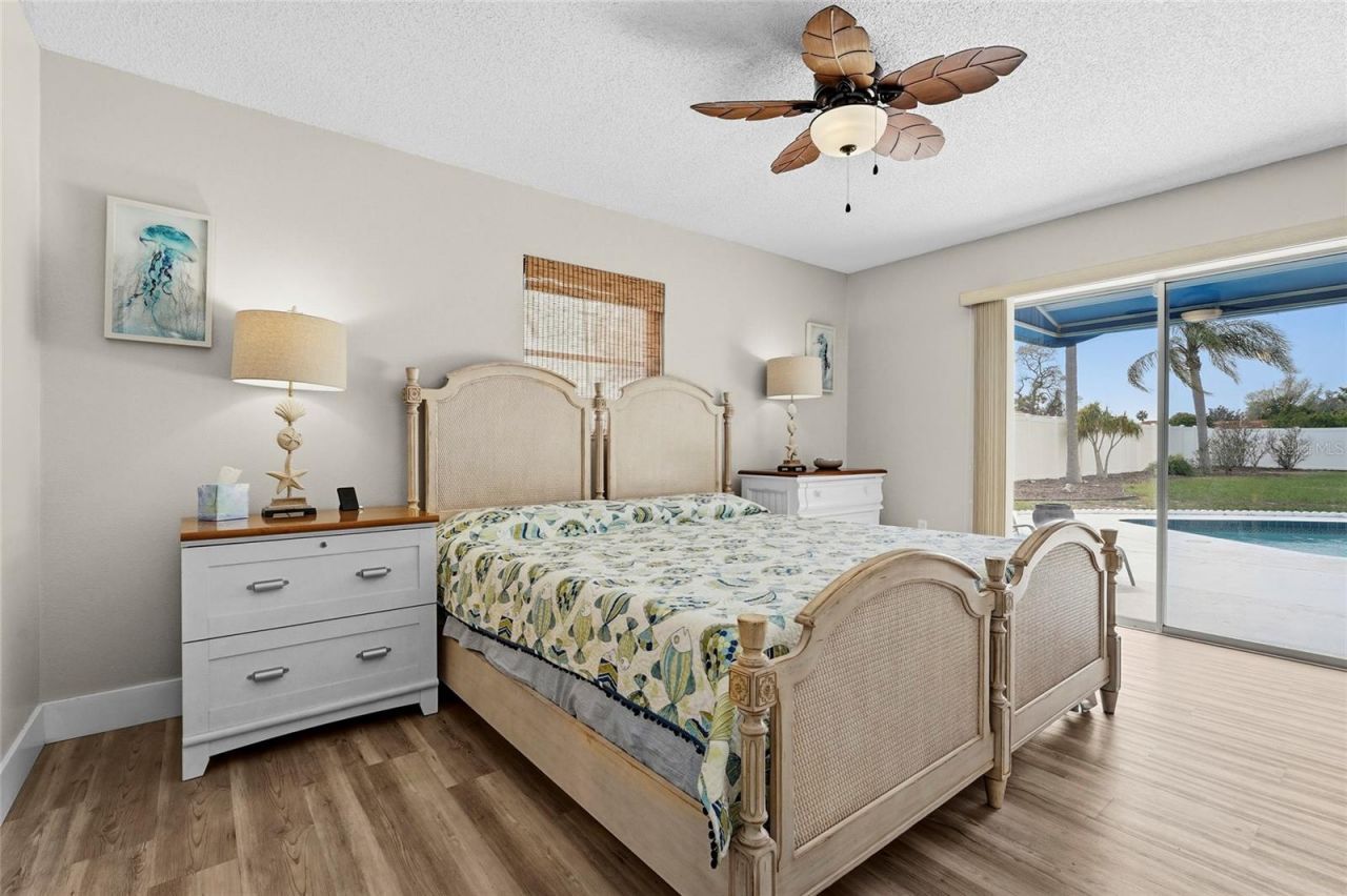 7320 Meadowbrook Drive , Sarasota, FL 34243 Photo