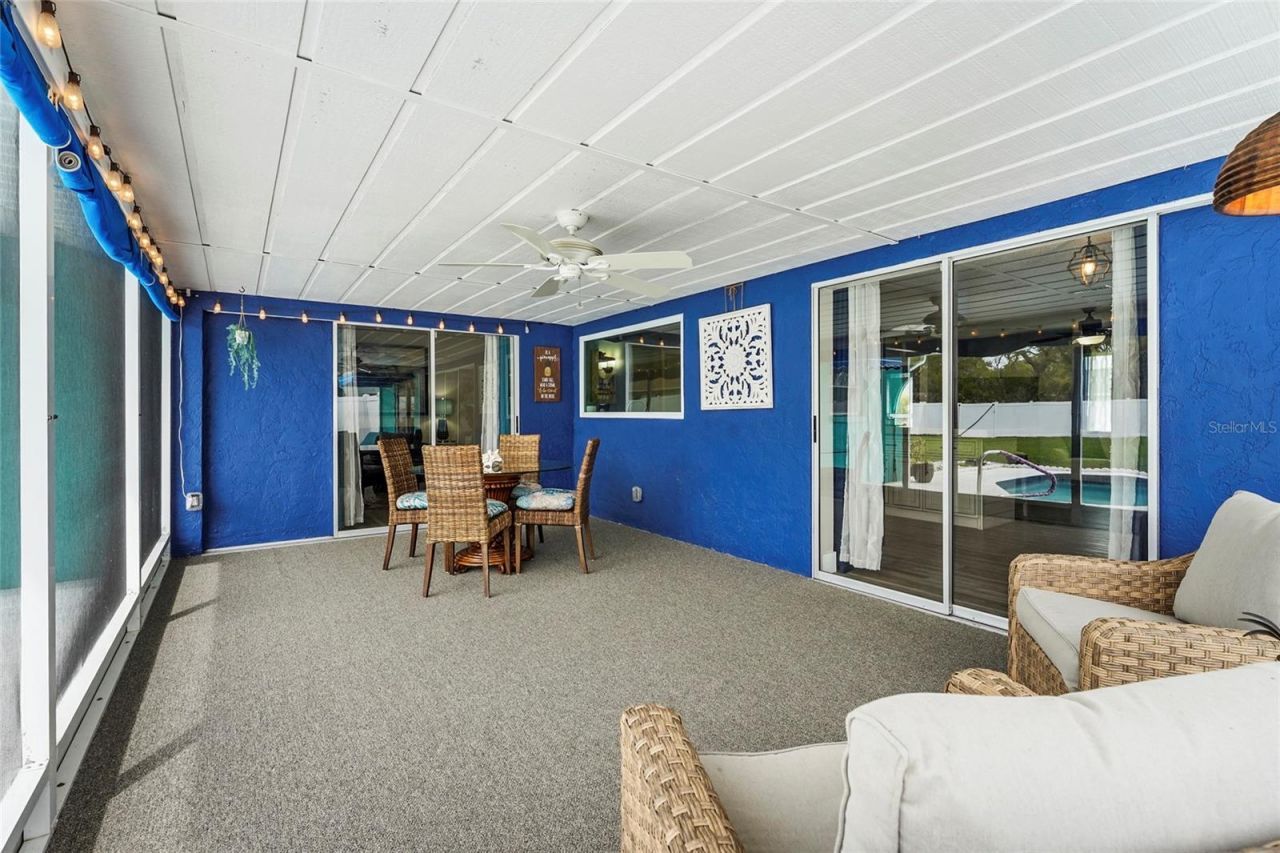 7320 Meadowbrook Drive , Sarasota, FL 34243 Photo