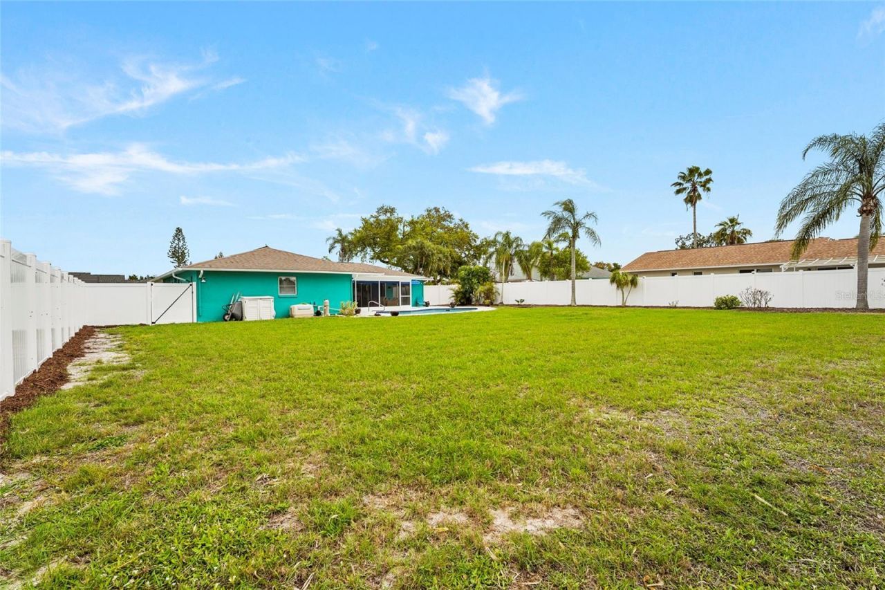 7320 Meadowbrook Drive , Sarasota, FL 34243 Photo