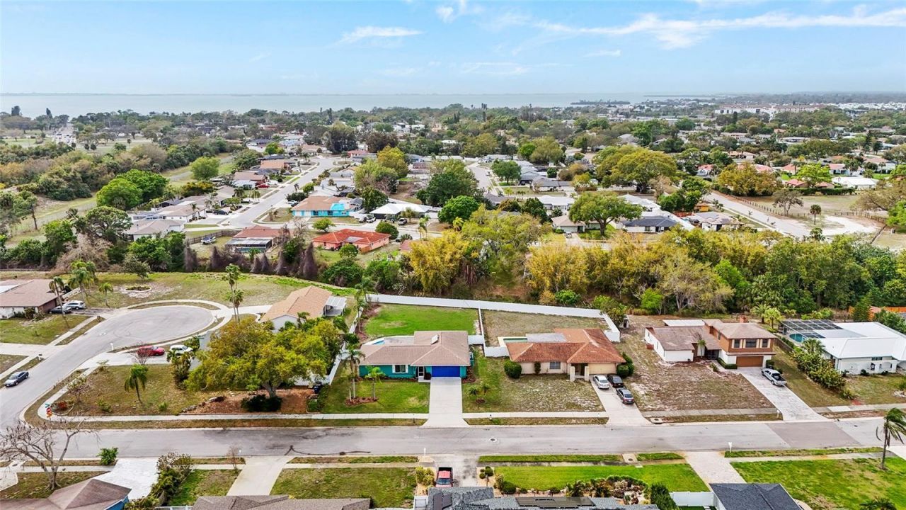 7320 Meadowbrook Drive , Sarasota, FL 34243 Photo