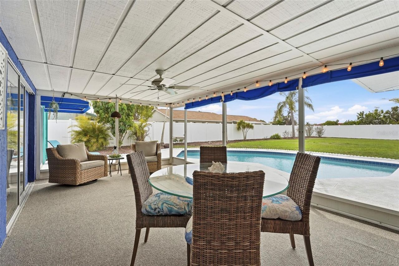 7320 Meadowbrook Drive , Sarasota, FL 34243 Photo