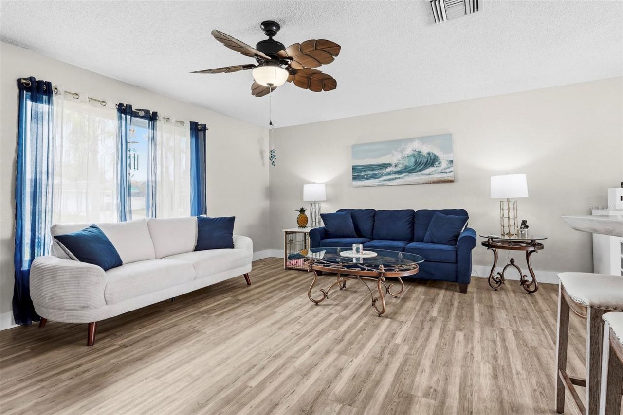 7320 Meadowbrook Drive , Sarasota, FL 34243 Photo