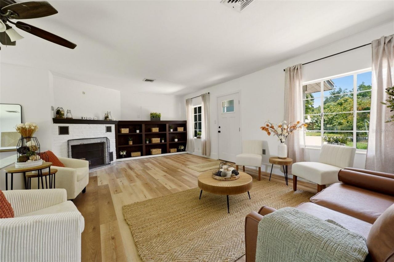 418 Edwards Drive, Sarasota, FL 34243 Photo