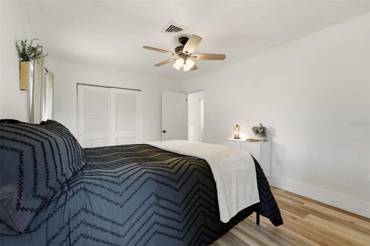 418 Edwards Drive, Sarasota, FL 34243 Photo