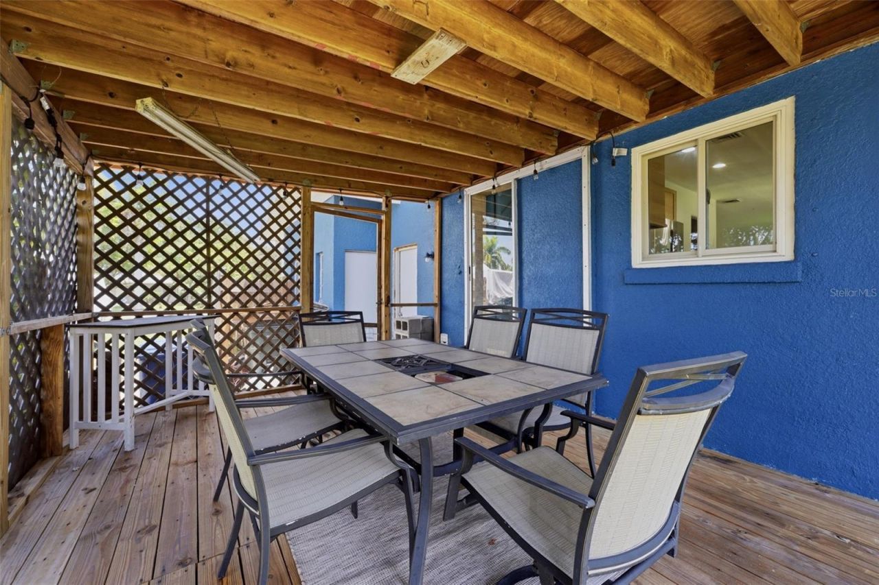 418 Edwards Drive, Sarasota, FL 34243 Photo