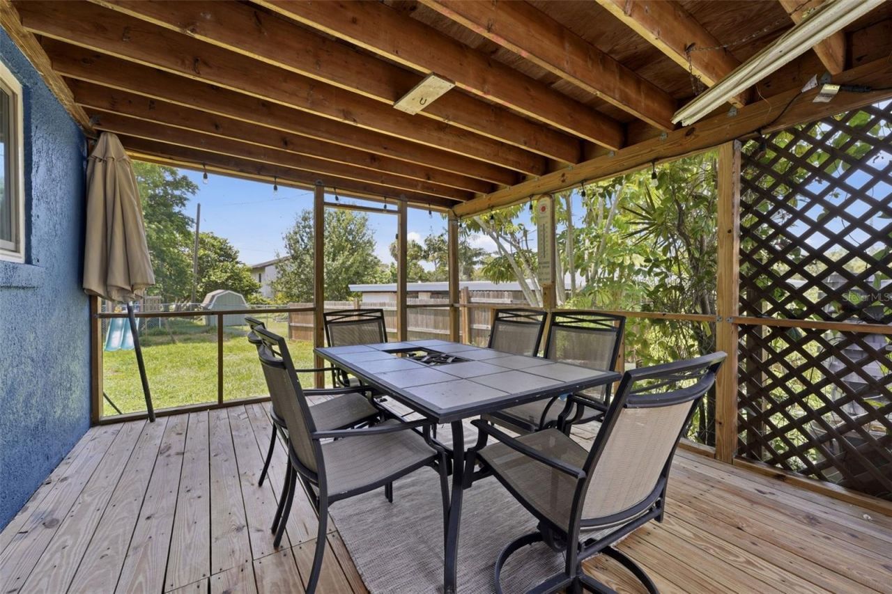 418 Edwards Drive, Sarasota, FL 34243 Photo
