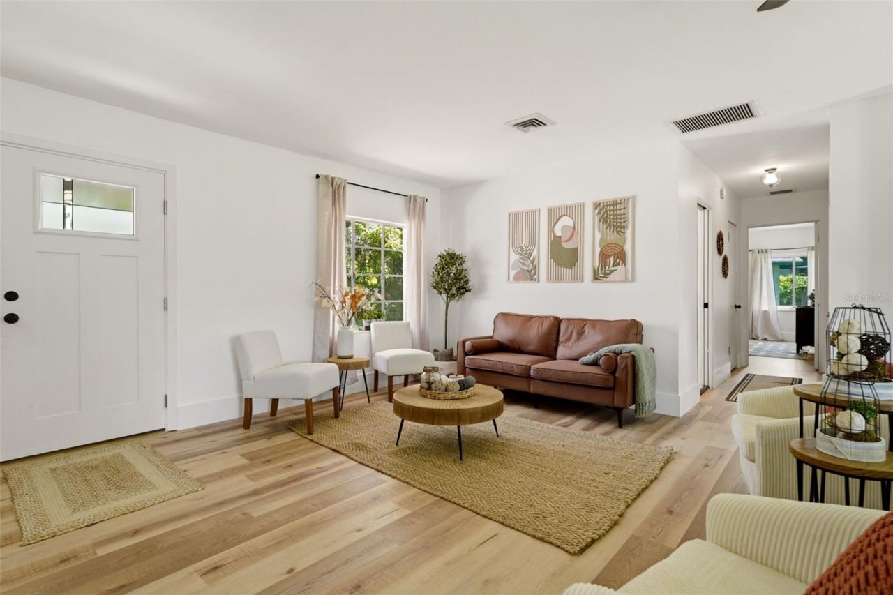 418 Edwards Drive, Sarasota, FL 34243 Photo