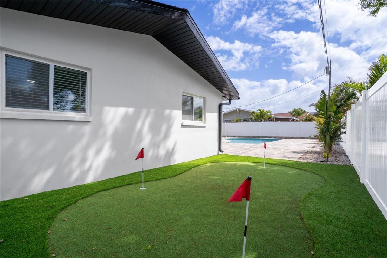 13956 80th Avenue, Seminole, FL 33776 Photo