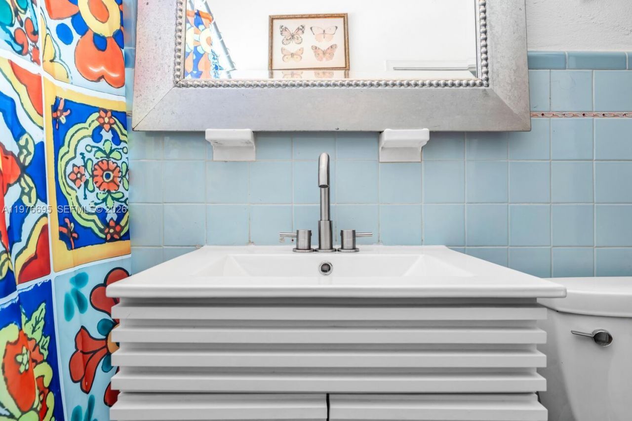 11801 NE 11th Ave, Biscayne Park, FL 33161 Photo