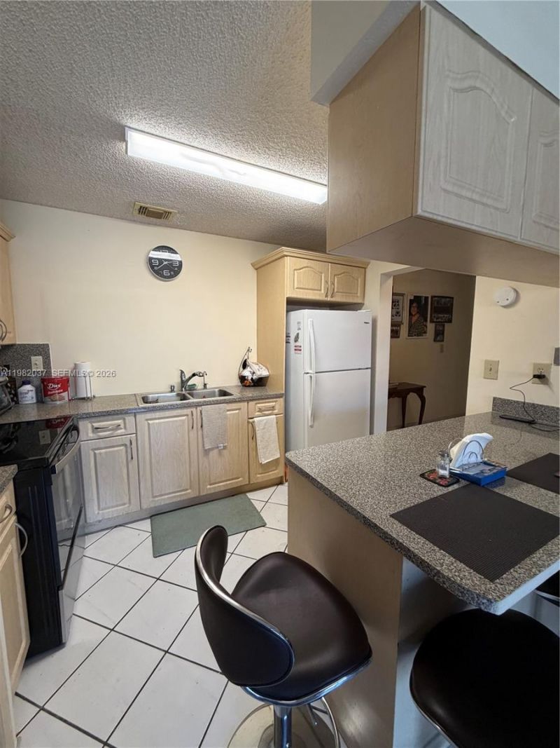 13464 SW 11th Ter , Miami, FL 33184 Photo