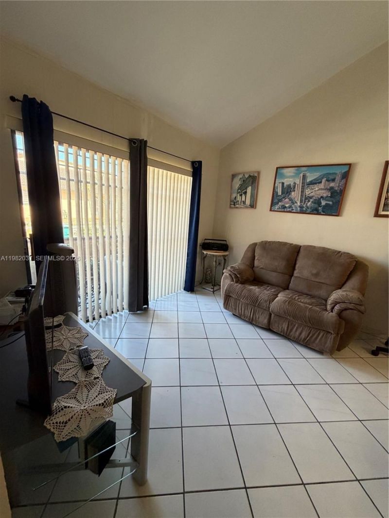 13464 SW 11th Ter , Miami, FL 33184 Photo